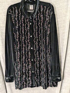 Never Worn Plus Size 3x Black Velvet Mickey Mouse Disney Blouse